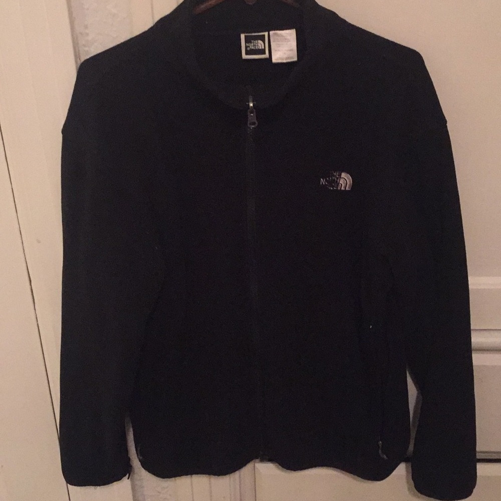 Black North Face women’s fleece